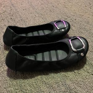 Adam Tucker …me too black leather flat with big buckle 7 1/2